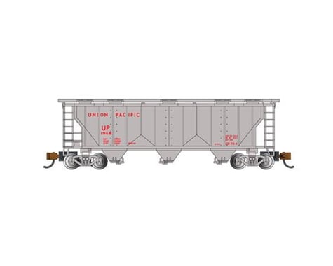 Bachmann N PS-2 3-Bay Covered Hopper, UP