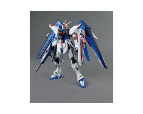 Bandai MG 1/100 Freedom Gundam (Ver 2.0)  "Gundam SEED" Model Kit