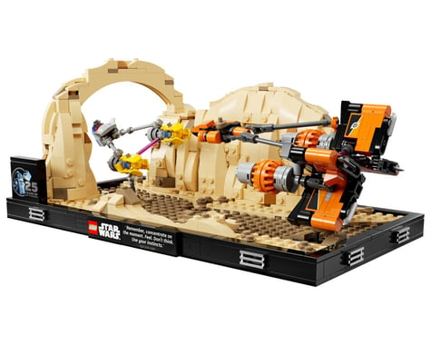 LEGO Star Wars Mos Espa Podrace Diorama Set