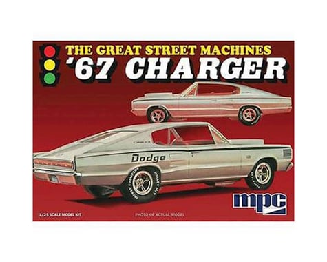 Round 2 MPC 1/25 1967 Dodge Charger / Great Steet Machines