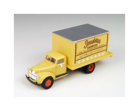 Classic Metal Works HO 1941-1946 Chevrolet Box Truck, Sunshine Bakery