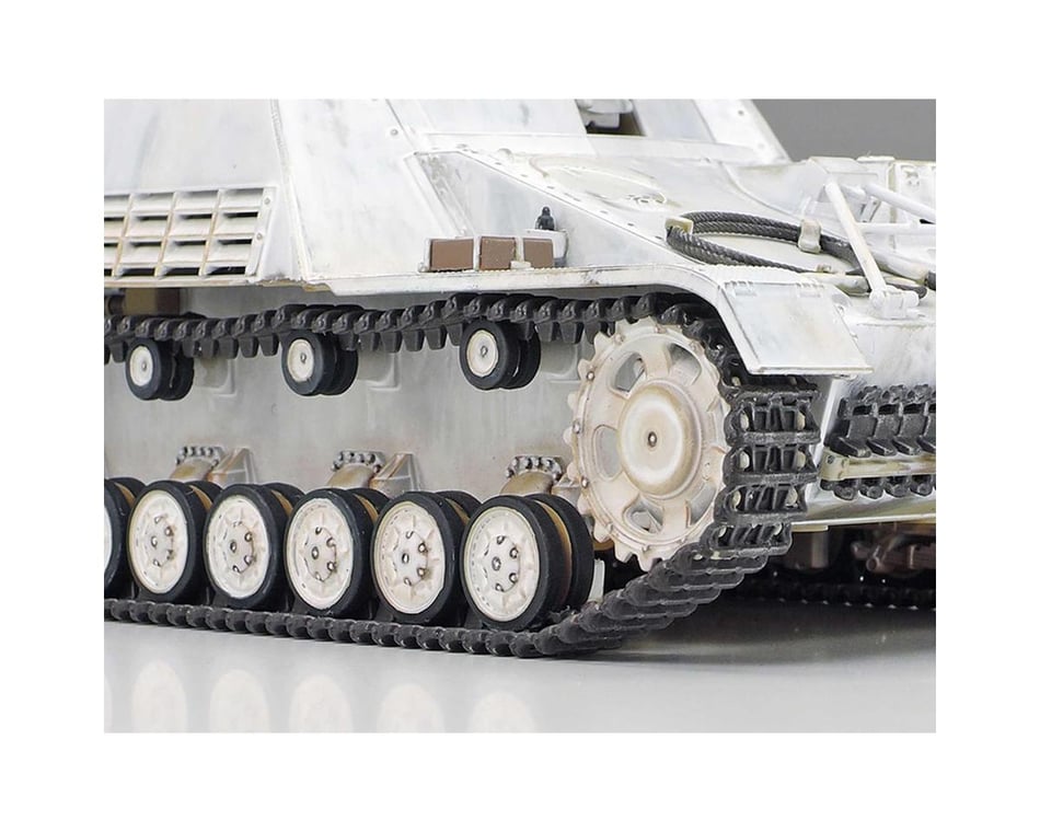 Review of the Tamiya 1 48 scale Nashorn plastic scale model kit