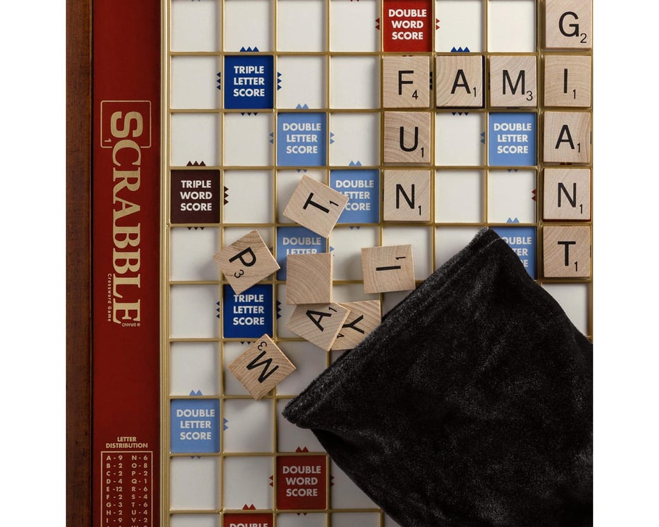 Top WS Game Company Scrabble Giant Deluxe Black Edition